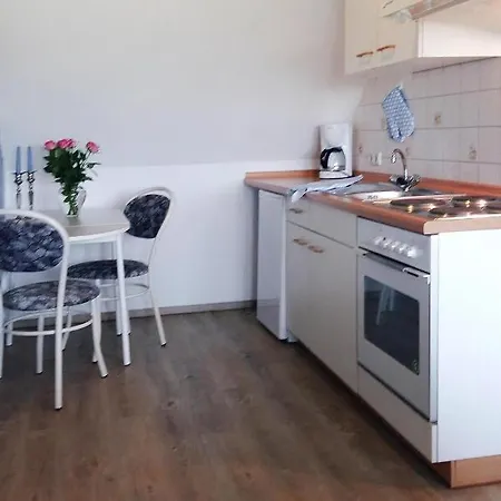 Apartment, 公寓 *
